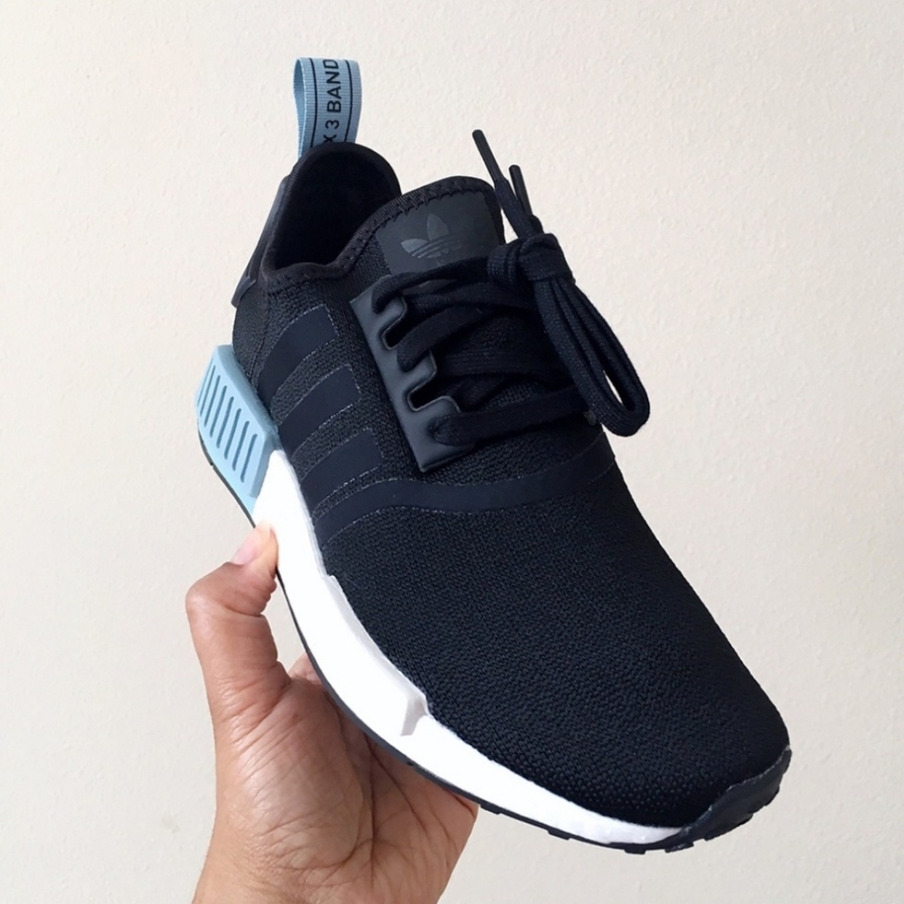 SOLD!!!!🎉🎉BRAND NEW Addidas NMD R1 - Picture 6 of 7
